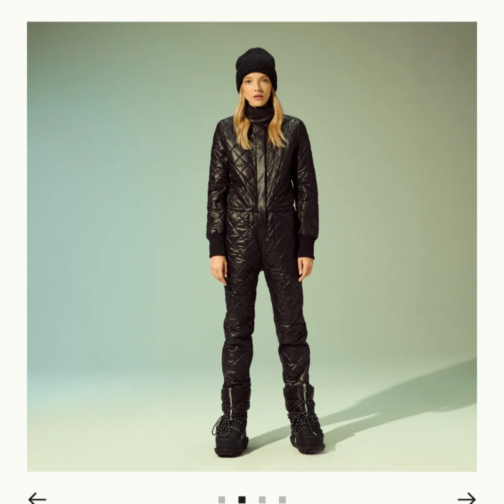 Stylish Black Quilted Jumpsuit with Beanie